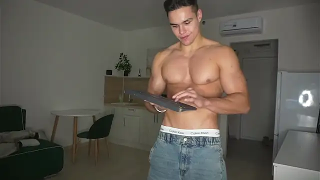 Horny boyzz online show from 8, 1, 2026