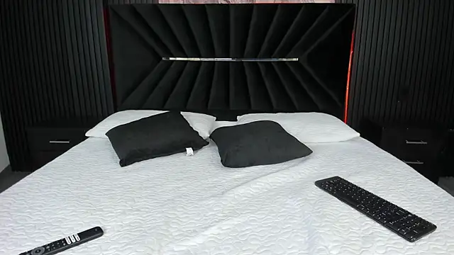 Bigsexxyass online show from 15, 10, 2025