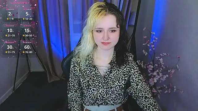 girl next doorr online show from 14, 3, 2026