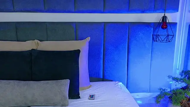 Adaa Stone online show from 31, 10, 2025