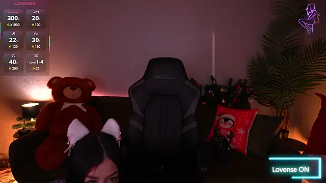 Snapshot of FataleNellie chatting on 22, 12, 2025 FataleNellie online show from 22, 12, 2025