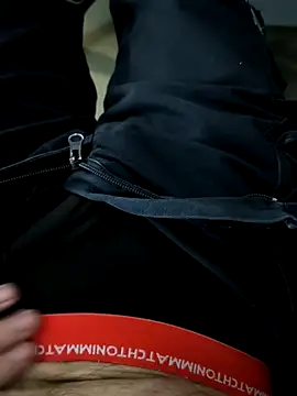 Snapshot of fergi1999 chatting on 28, 11, 2025 fergi1999 online show from 28, 11, 2025