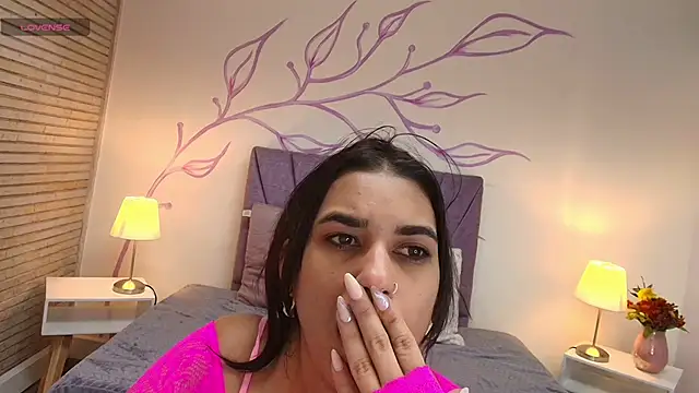 Lia Blake  online show from 23, 9, 2025