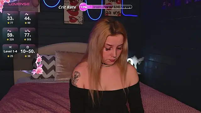 Snapshot of Crystal_Jull chatting on 9, 11, 2025 Crystal Jull online show from 9, 11, 2025