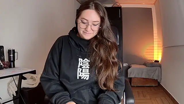 Violet moon24 online show from 24, 9, 2025