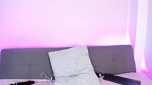 missweetpeach online show from 1, 12, 2025