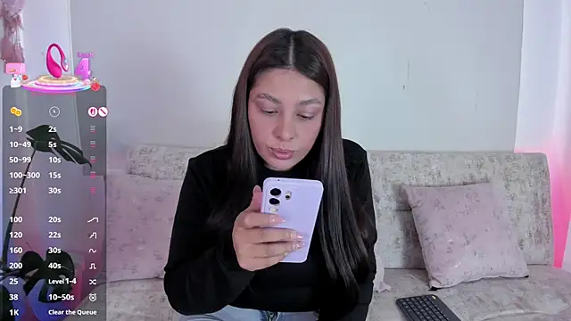 Snapshot of missweetpeach chatting on 14, 6, 2026 missweetpeach online show from 14, 6, 2026