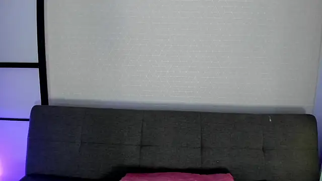 Snapshot of missweetpeach chatting on 7, 7, 2026 missweetpeach online show from 7, 7, 2026