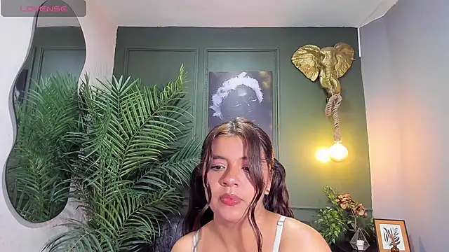 sweety smilee online show from 9, 10, 2025