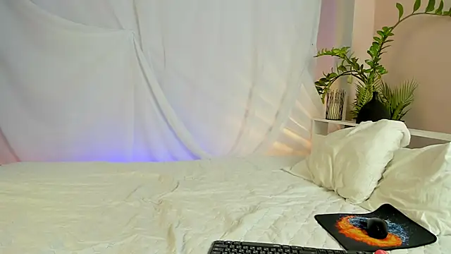 SherlockMax online show from 3, 4, 2026