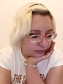 VikaKing online show from 7, 11, 2025