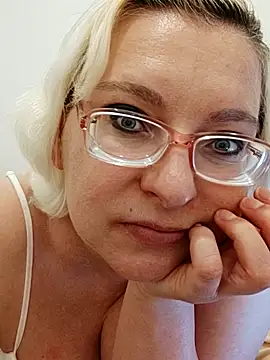 VikaKing online show from 25, 10, 2025