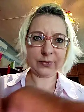 VikaKing online show from 28, 5, 2026