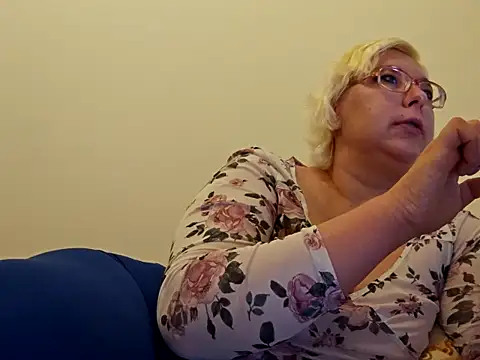 VikaKing online show from 16, 9, 2025