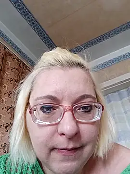 VikaKing online show from 14, 4, 2026