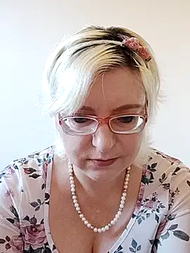 VikaKing online show from 7, 11, 2025