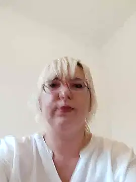 VikaKing online show from 10, 10, 2025