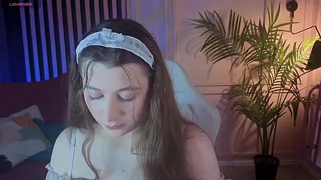 Queen Michelle  online show from 29, 9, 2025