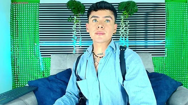 CamiiGuzmanX online show from 21, 3, 2026