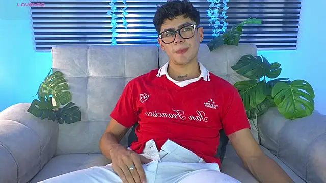 CamiiGuzmanX online show from 1, 7, 2026