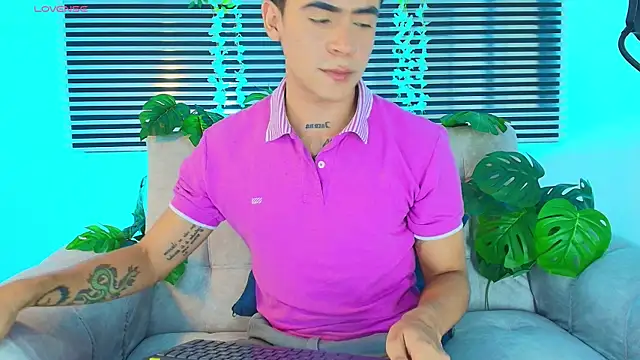 CamiiGuzmanX online show from 10, 6, 2026