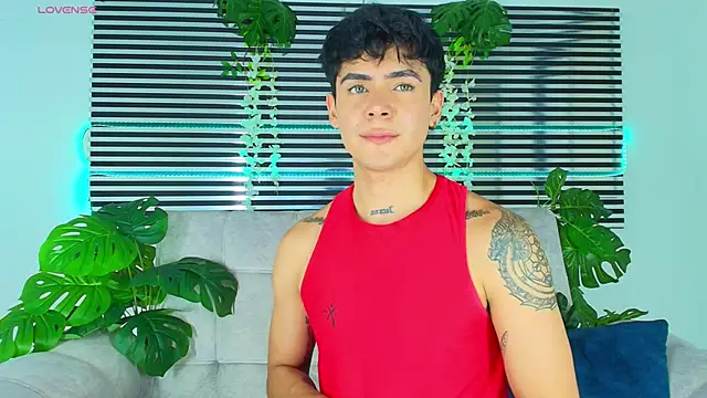 CamiiGuzmanX online show from 23, 4, 2026