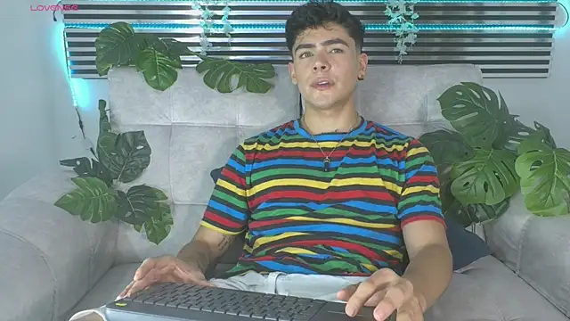 CamiiGuzmanX online show from 23, 5, 2026