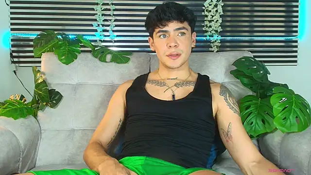 CamiiGuzmanX online show from 17, 5, 2026