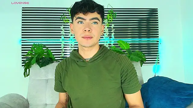 CamiiGuzmanX online show from 14, 1, 2026