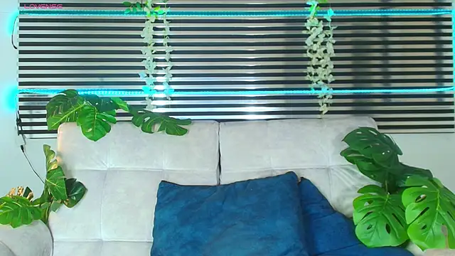CamiiGuzmanX online show from 18, 5, 2026