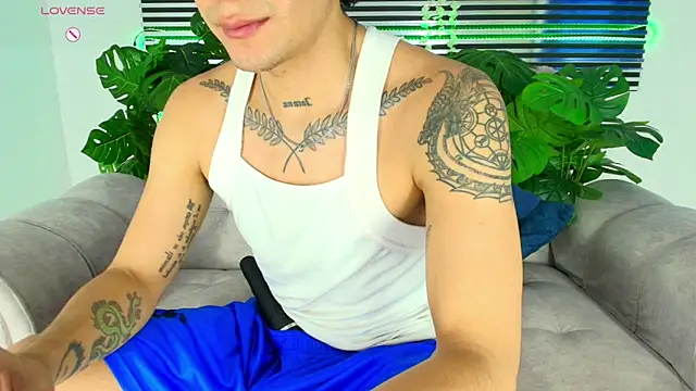 CamiiGuzmanX online show from 4, 3, 2026