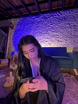 kaori 77 online show from 11, 4, 2026