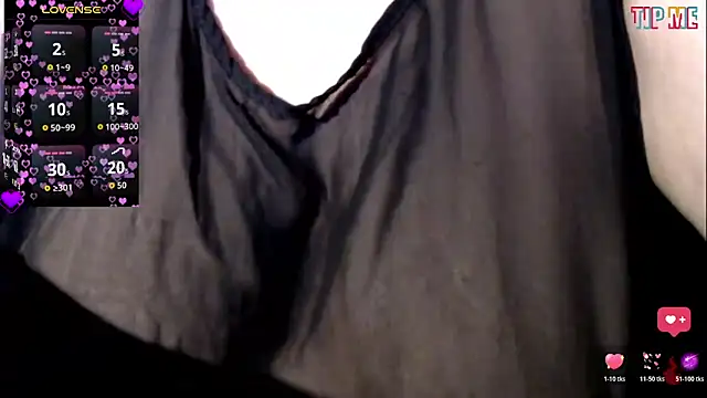 Curvy Mommy online show from 21, 11, 2025