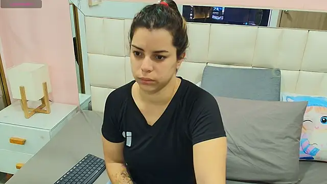 gisell gomez online show from 18, 12, 2025