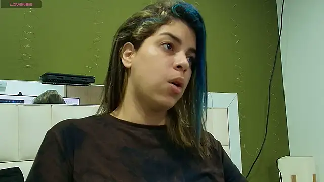 Snapshot of gisell_gomez chatting on 21, 9, 2025 gisell gomez online show from 21, 9, 2025