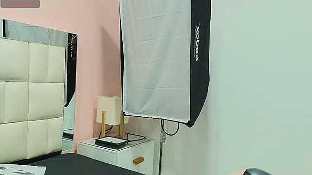 Snapshot of gisell_gomez chatting on 9, 11, 2025 gisell gomez online show from 9, 11, 2025