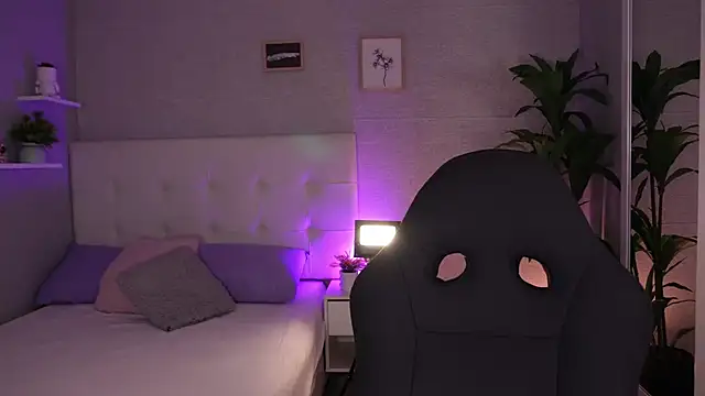 barbaramarmol online show from 3, 11, 2025