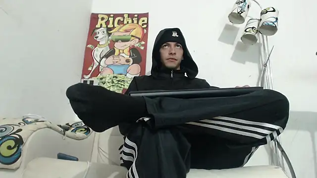 Thomasjons  online show from 18, 11, 2025