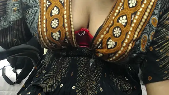 Snapshot of kairadayamai chatting on 3, 7, 2026 kairadayamai online show from 3, 7, 2026