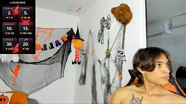 Snapshot of kenshi_roa chatting on 24, 10, 2025 kenshi roa online show from 24, 10, 2025