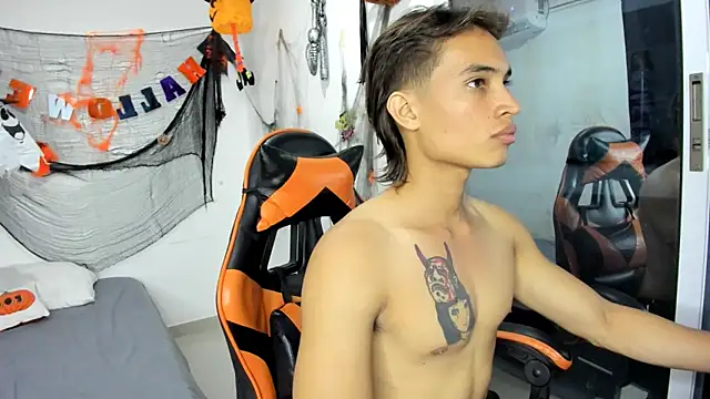 Snapshot of kenshi_roa chatting on 7, 11, 2025 kenshi roa online show from 7, 11, 2025