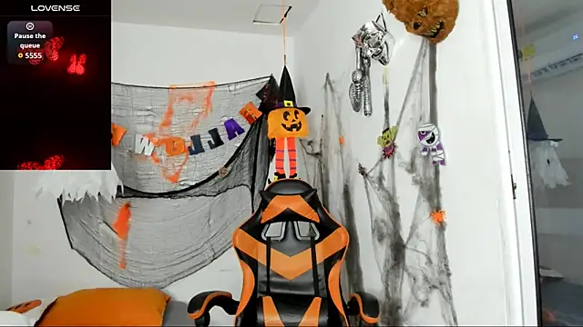 Snapshot of kenshi_roa chatting on 23, 10, 2025 kenshi roa online show from 23, 10, 2025