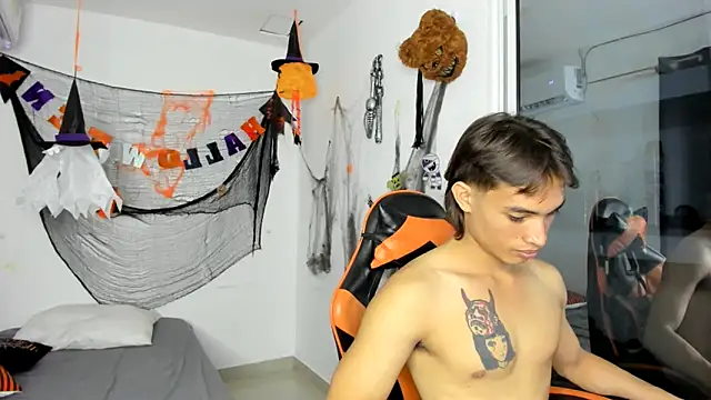 Snapshot of kenshi_roa chatting on 8, 11, 2025 kenshi roa online show from 8, 11, 2025