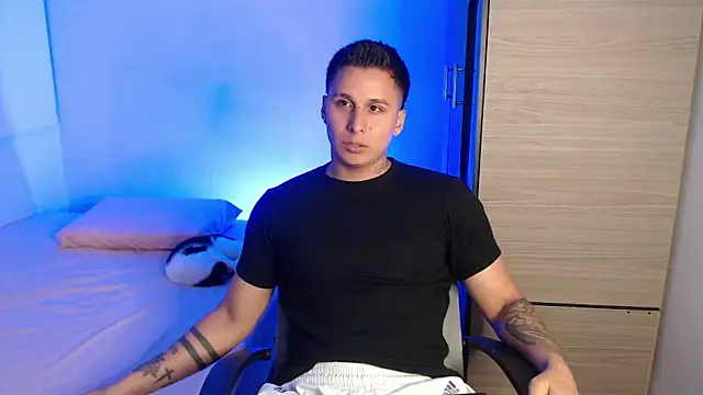 valentinosex1 online show from 10, 2, 2026