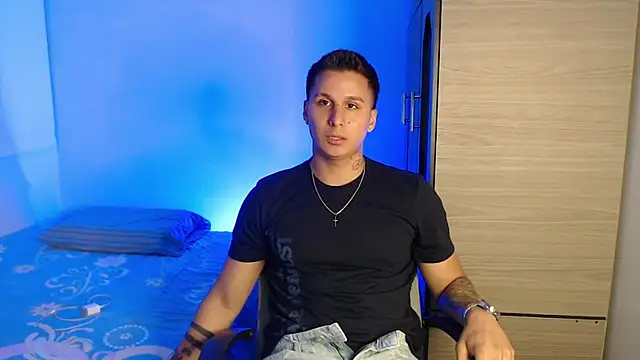 valentinosex1 online show from 2, 12, 2025