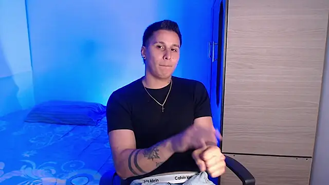 valentinosex1 online show from 17, 1, 2026