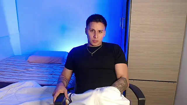 valentinosex1 online show from 16, 2, 2026