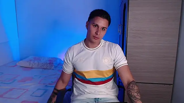 valentinosex1 online show from 8, 10, 2025