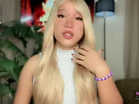 amera loore online show from 15, 7, 2026