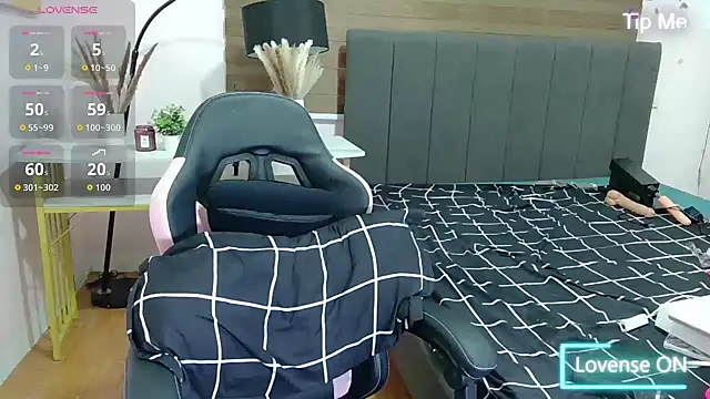 cumwetmebaby online show from 3, 6, 2026